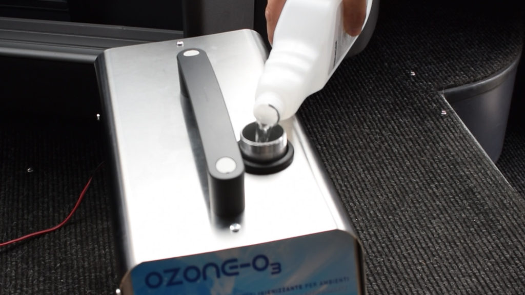 Ozone O3 - Inserimento liquido disinfettante